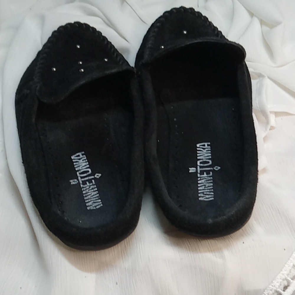 Minnetonka black slip on mocassin size 7 - Picture 6 of 7